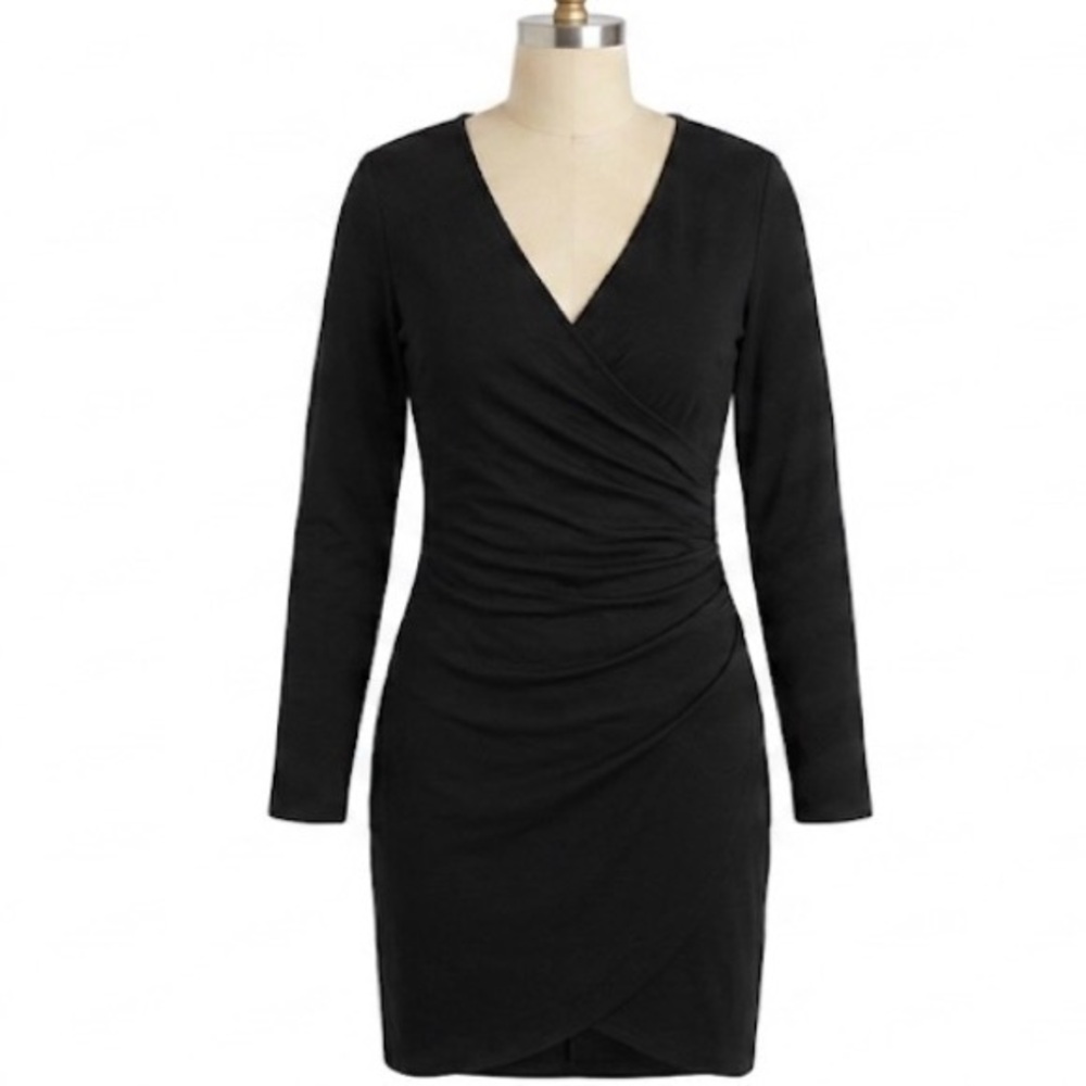 Aritzia Ten by Babaton Passion Dress in Black - Size Small - EUC